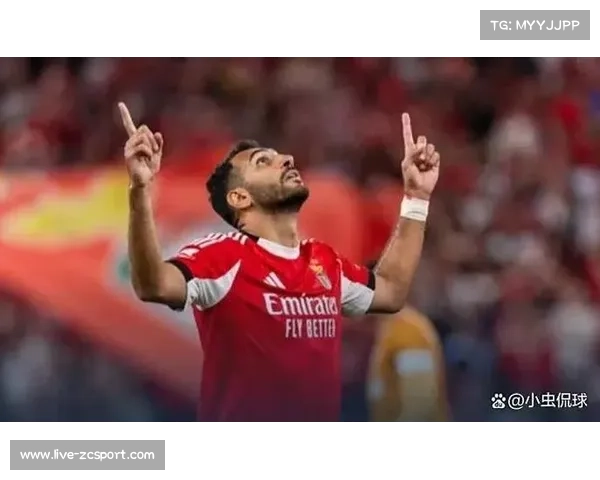 本菲卡前锋帕夫利季斯状态低迷 本赛季至今未能破门